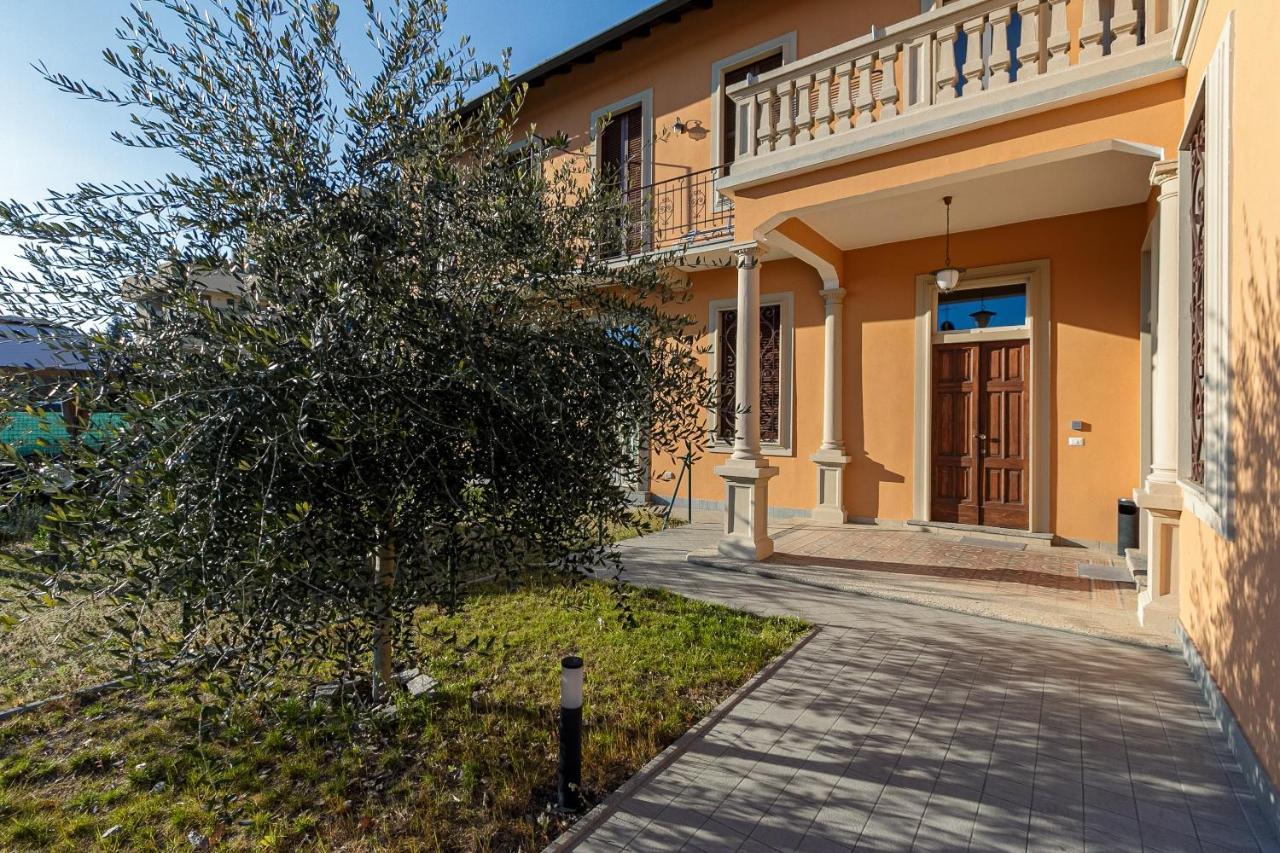 Al 33 Di Via Roma - Apartments Cardano Al Campo Εξωτερικό φωτογραφία